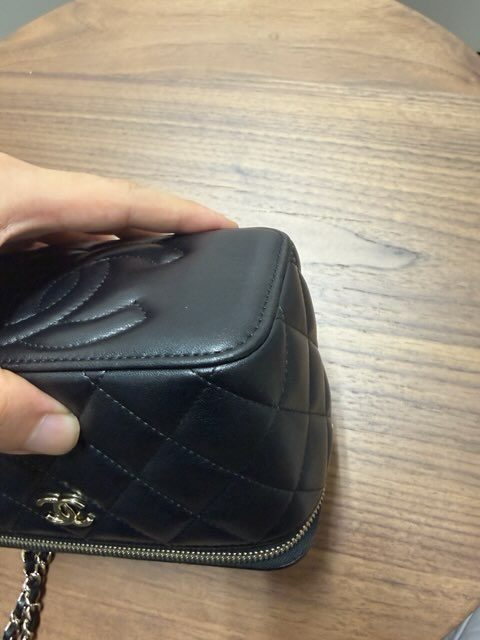 복원 클리닝을 마친 샤넬 퀼팅 체인백